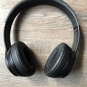Black beats  Wireless Headphones